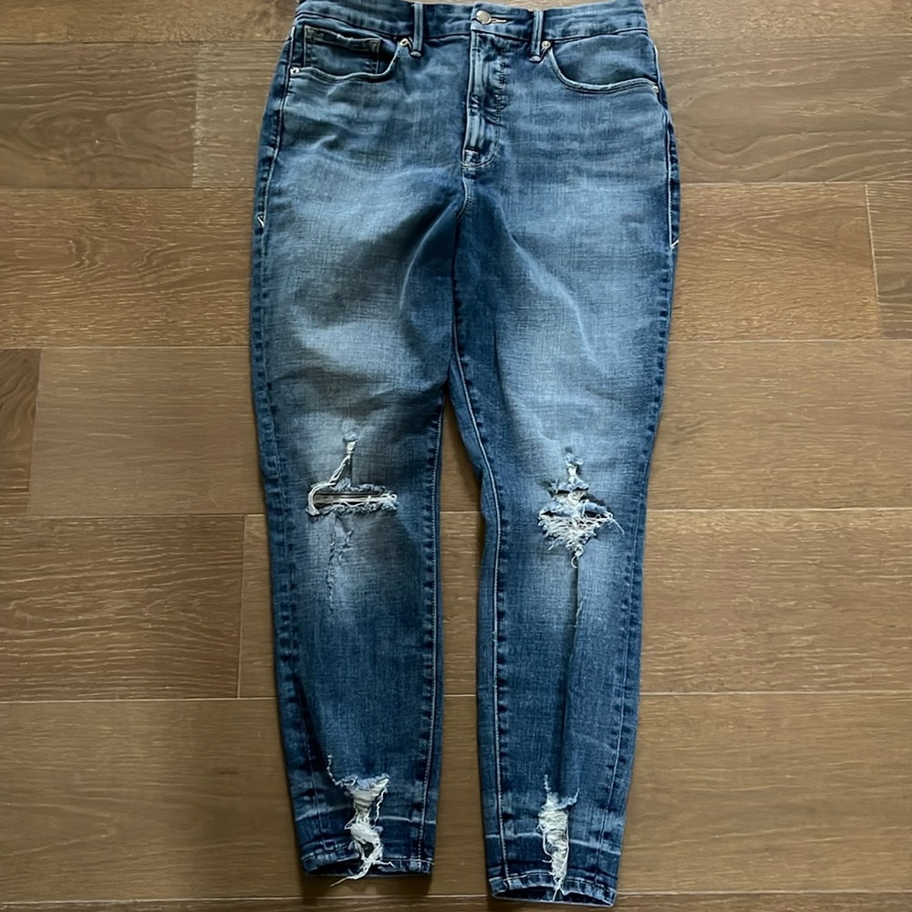 Good American Good Waist Distressed Ankle Jeanss size 12/31